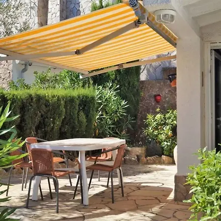 106998 - House In Otel Lloret de Mar